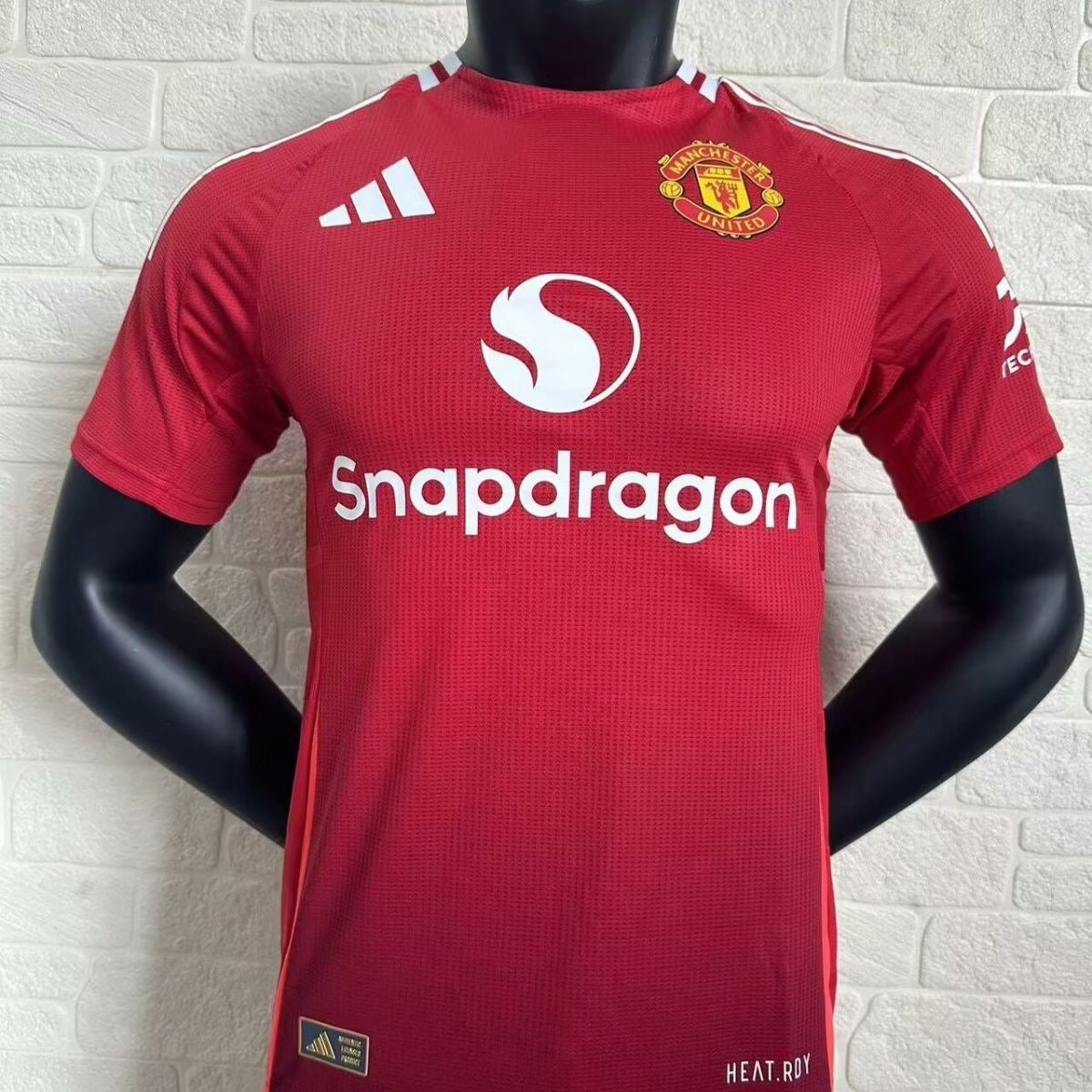 Manchester United home kit 24/25 players version