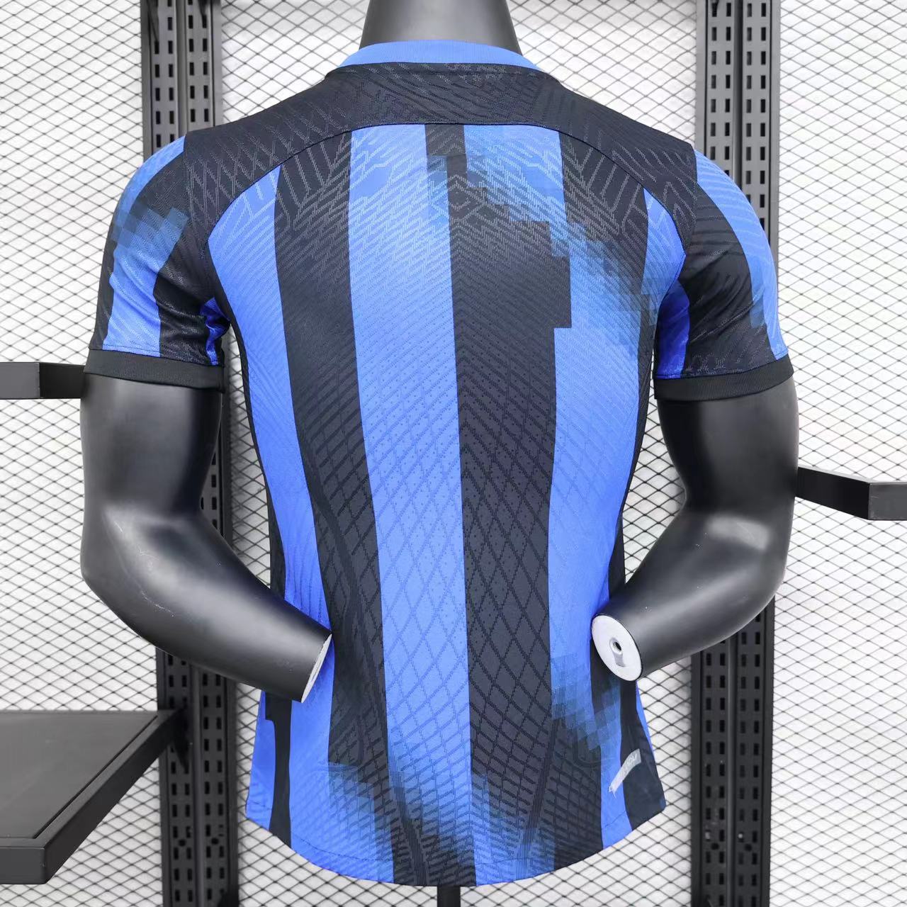 Inter home kit 23/24 players version